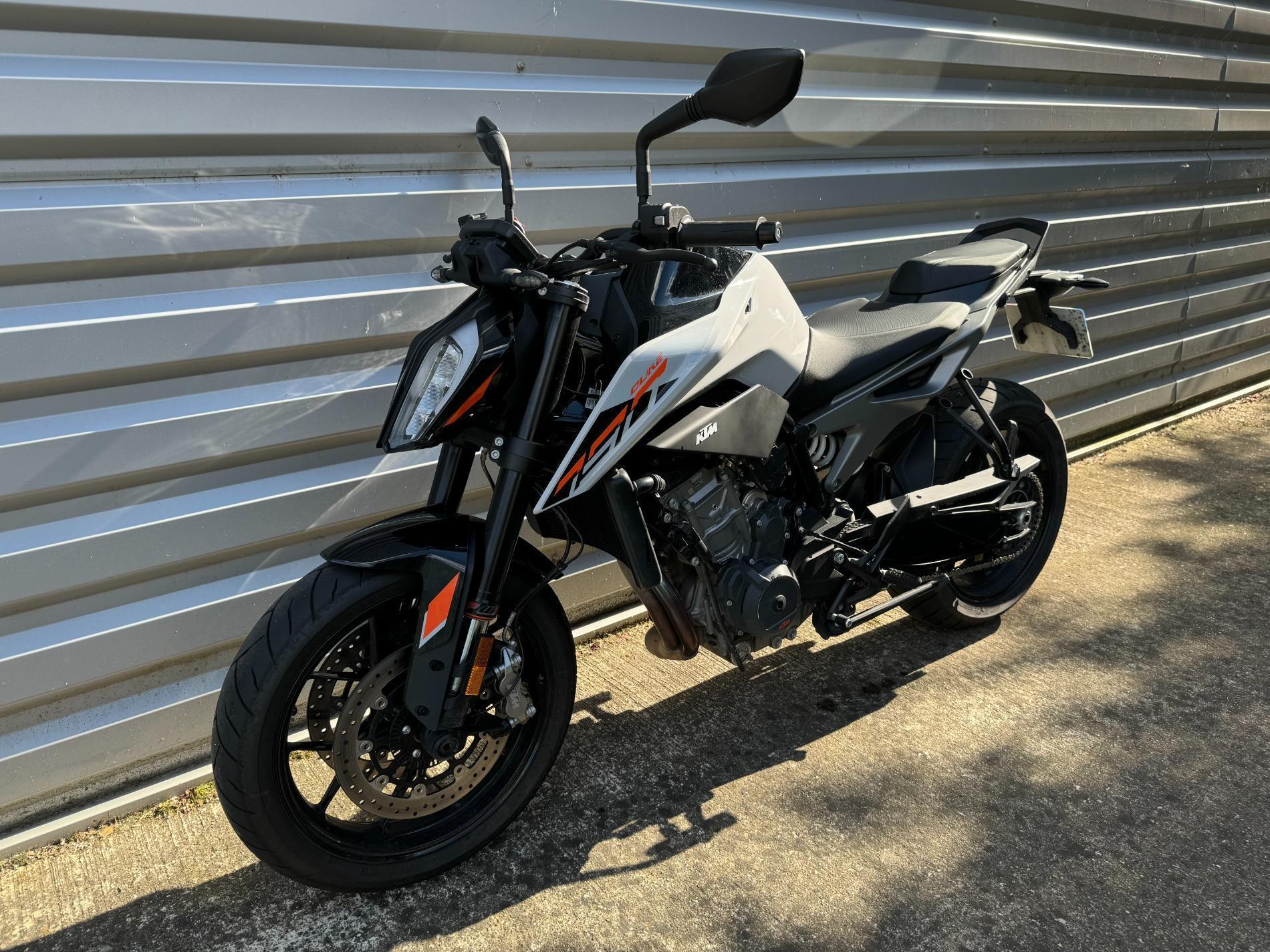 KTM 790 DUKE L 2023