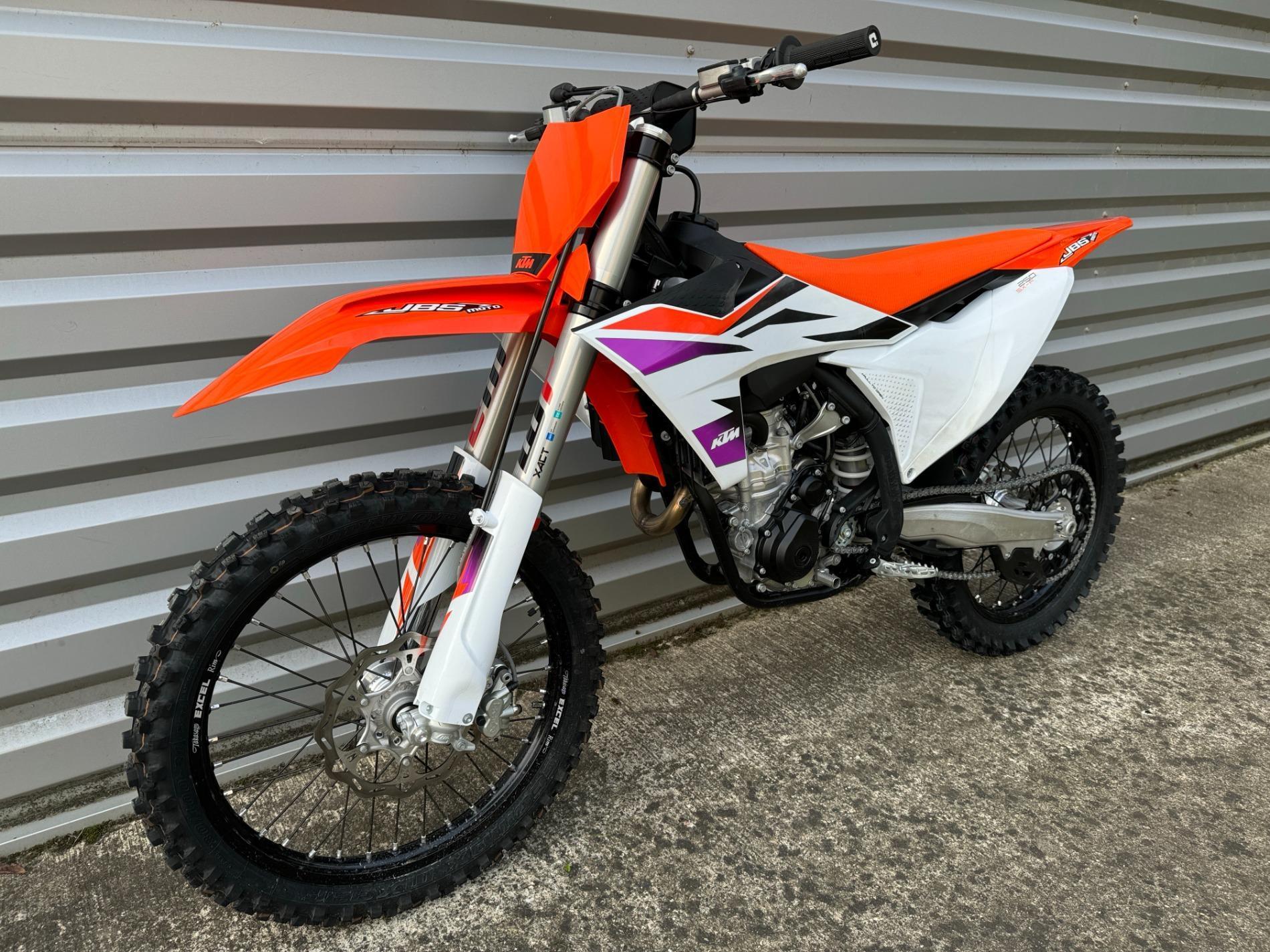 KTM 250 SX-F 2024