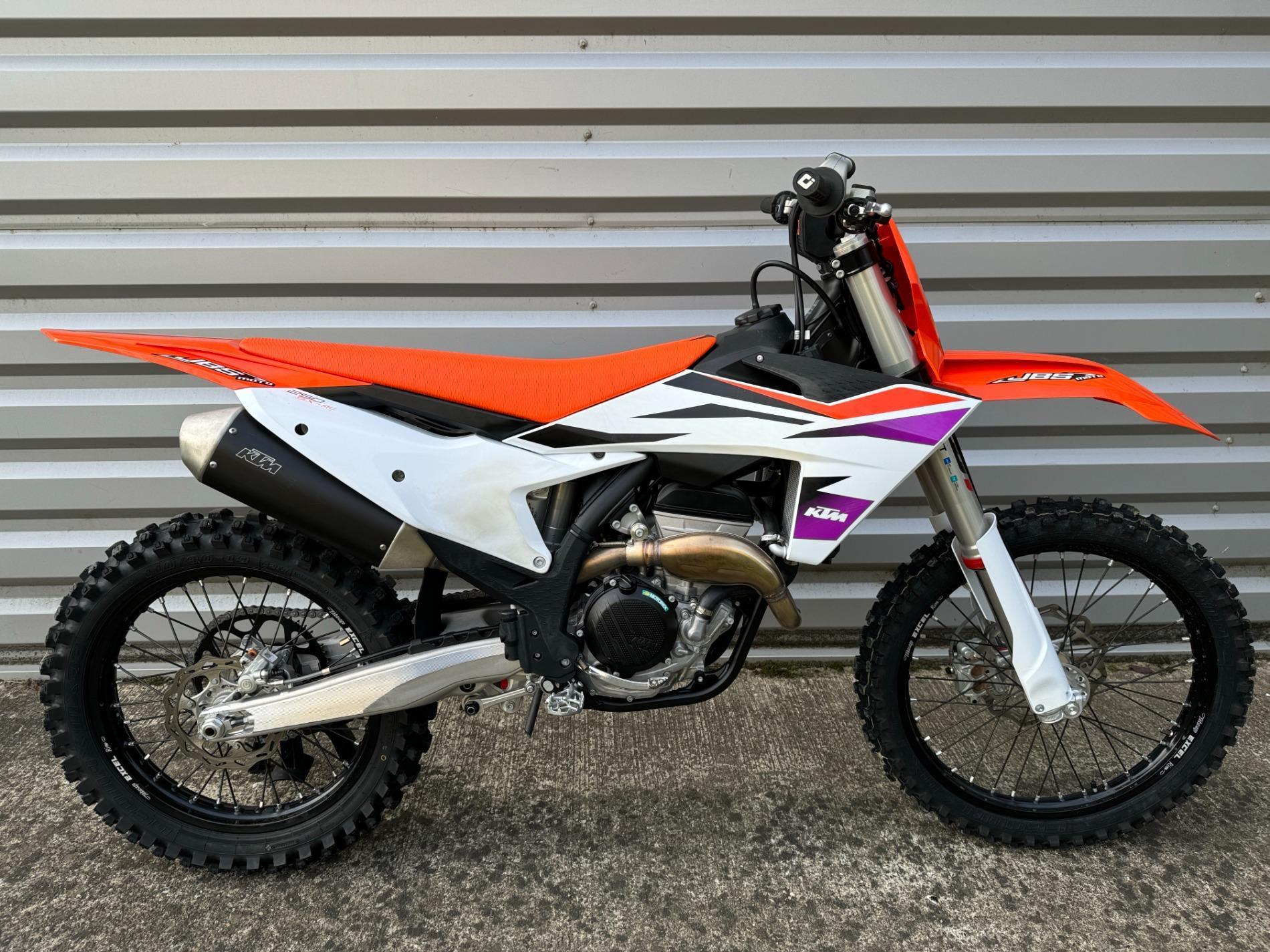 KTM 250 SX-F 2024